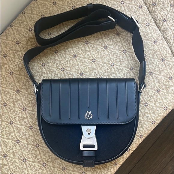 NWOT Rimowa Never Still Crossbody Bag - Picture 1 of 11